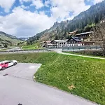 아파트 Haus Toferer By Interhome