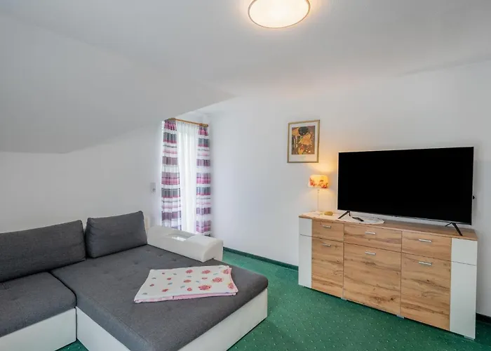 شقة Haus Toferer By Interhome